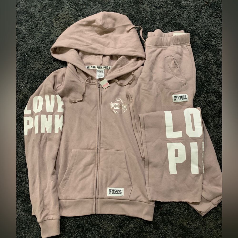 Nwt Vs pink outfit